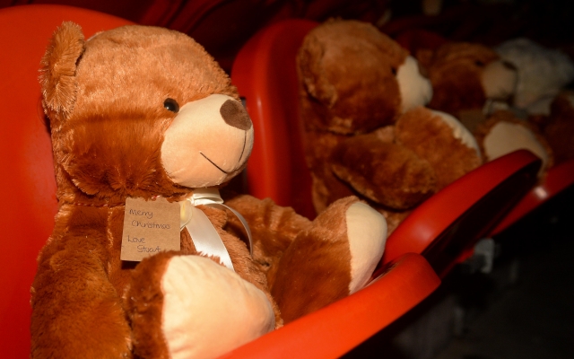 Club Doncaster Foundation donate over 85 teddies to Hallam FM's Mission Christmas through Teddy Takeover 2022